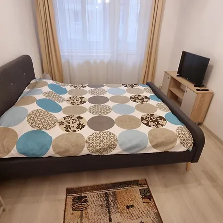 Apartment Comodo *